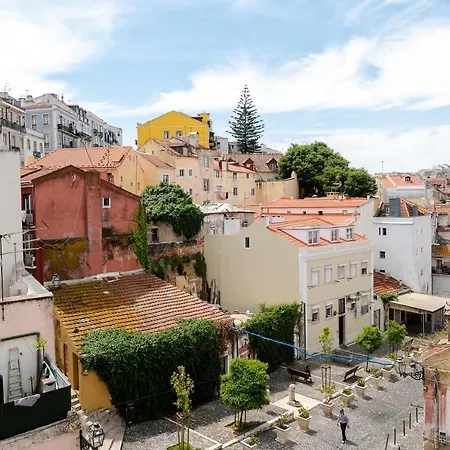 아파트 Sitio Dos Cavaleiros Daily Serviced 리스본