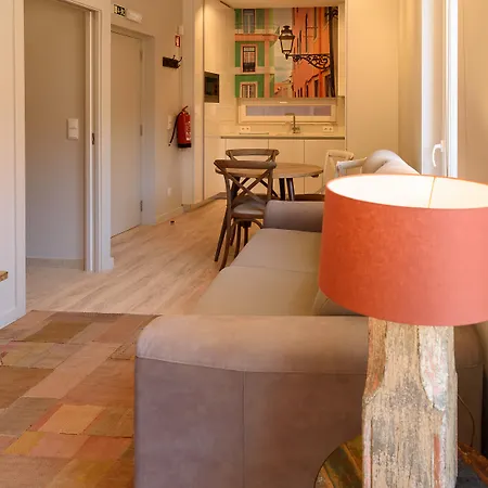 Sitio Dos Cavaleiros Daily Serviced 리스본