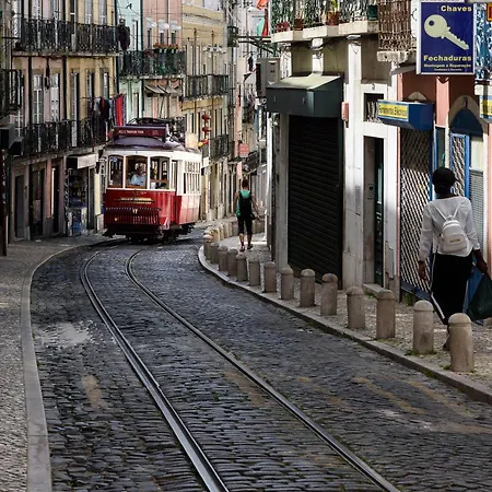 Sitio Dos Cavaleiros Daily Serviced דירה