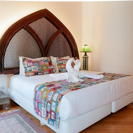 Sitio Dos Cavaleiros Daily Serviced 리스본