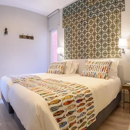 Sitio Dos Cavaleiros Daily Serviced * ליסבון