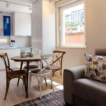 Sitio Dos Cavaleiros Daily Serviced * Лісабон