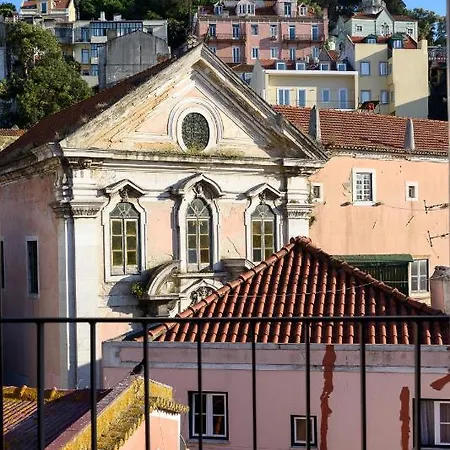 Sitio Dos Cavaleiros Daily Serviced Лісабон